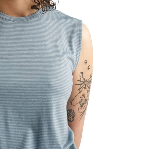 ICEBREAKER W UTILITY EXPLORE SLEEVELESS CREW STRIPE GRAVEL 21 7 ICEBREAKER W UTILITY EXPLORE SLEEVELESS CREW STRIPE GRAVEL 21 – Image 5