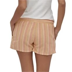 PATAGONIA W'S ISLAND HEMP BAGGIES SHORTS CALI STRIPE: SUNFADE PINK 22 -Magasin de matériel d'alpinisme 9 105839 57030 cssu 03