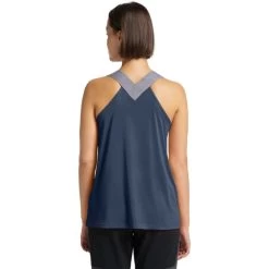 Haglöfs HAGLÖFS RIDGE TANK WOMEN TARN BLUE SOLID 22 12 Haglöfs HAGLÖFS RIDGE TANK WOMEN TARN BLUE SOLID 22 -Magasin de matériel d'alpinisme 9 108583 ridge tank women tarn blue solid 605159 45w 05