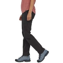 PATAGONIA W'S POINT PEAK TRAIL PANTS REG BLACK 23 -Magasin de matériel d'alpinisme 9 110472 w s point peak trail pants reg black blk 21155 blk 04
