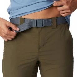 COLUMBIA SILVER RIDGE II SHORT OLIVE GREEN 22 9 COLUMBIA SILVER RIDGE II SHORT OLIVE GREEN 22 -Magasin de matériel d'alpinisme 9 116104 silver ridge ii short olive green 1794931 327 03