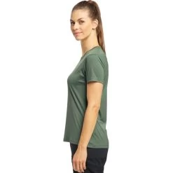 Haglöfs HAGLOFS GLEE TEE W MAUI BLUE PRINT 22 -Magasin de matériel d'alpinisme 9 116242 glee tee w maui blue print 604850 4va 05