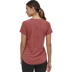 PATAGONIA W'S CAP COOL TRAIL SHIRT ROSEHIP 22 -Magasin de matériel d'alpinisme 9 116706 24501 rhp 03