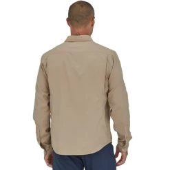 PATAGONIA M'S L/S SELF GUIDED HIKE SHIRT OAR TAN 22 -Magasin de matériel d'alpinisme 9 116764 41900 ortn 03