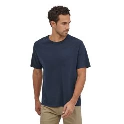 PATAGONIA M'S REGENERATIVE ORGANIC CERTIFIED COTTON LW TEE NEW NAVY 22 -Magasin de matériel d'alpinisme 9 121244 m s regenerative organic certified cotton lw tee new navy 53260 nena 03