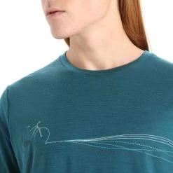 ICEBREAKER MERINO M TECH LITE II SS TEE CADENCE PATHS GREEN GLORY 23 12 ICEBREAKER MERINO M TECH LITE II SS TEE CADENCE PATHS GREEN GLORY 23 -Magasin de matériel d'alpinisme 9 124926 ib0a56n8728 05