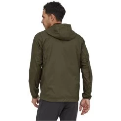 PATAGONIA M'S HOUDINI JKT BASIN GREEN 23 -Magasin de matériel d'alpinisme 9 126678 24142 bsng 03