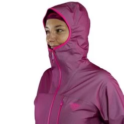 DYNAFIT TRAVERSE GTX JKT W BEET RED 23 -Magasin de matériel d'alpinisme 9 126715 08 0000071551 6211 05