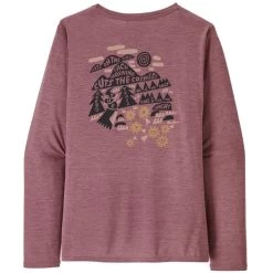 PATAGONIA W'S L/S CAP COOL DAILY GRAPHIC SHIRT - LANDS ACROSS THE TRAIL: EVENING MAUVE X-DYE 23 -Magasin de matériel d'alpinisme 9 126849 45165 aemx 02