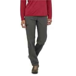 PATAGONIA W'S QUANDARY PANTS - REG FORGE GREY 23 -Magasin de matériel d'alpinisme 9 126883 55416 fge 03