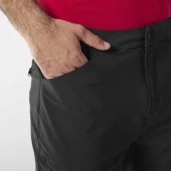 MILLET TREKKER STR PIII SHRTLEG M BLACK 23 -Magasin de matériel d'alpinisme 9 127042 miv9373 0247 05