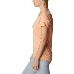 COLUMBIA DAISY DAYS™ SHORT SLEEVE GRAPHIC TEE PEACH HEATHER/BUGVENTURE GRAPHIC 23 -Magasin de matériel d'alpinisme 9 128720 daisy days tm short sleeve graphic tee peach heather bugventure graphic 1934592 829 04